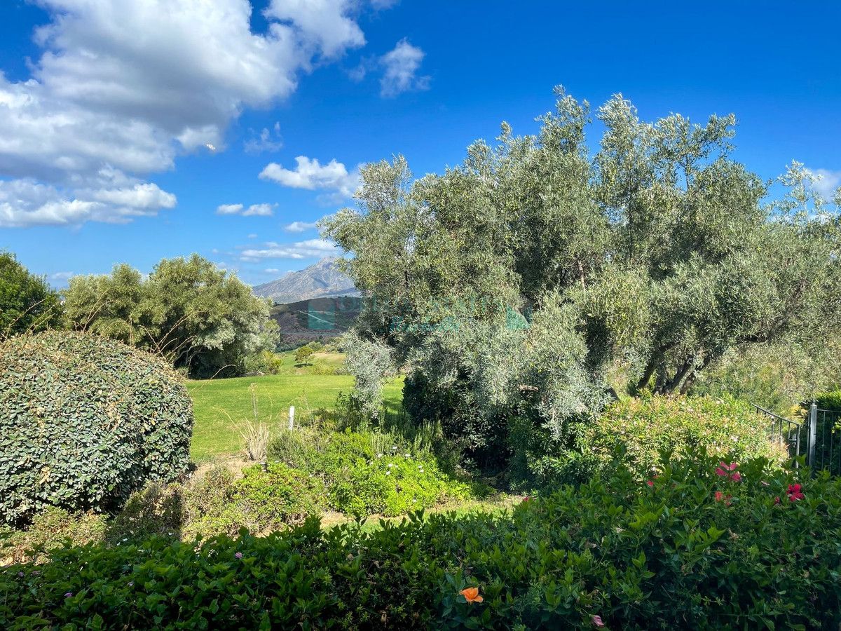 Villa for sale in El Rosario, Marbella East