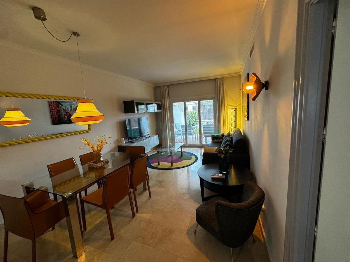 Ground Floor Apartment for sale in Nueva Andalucia