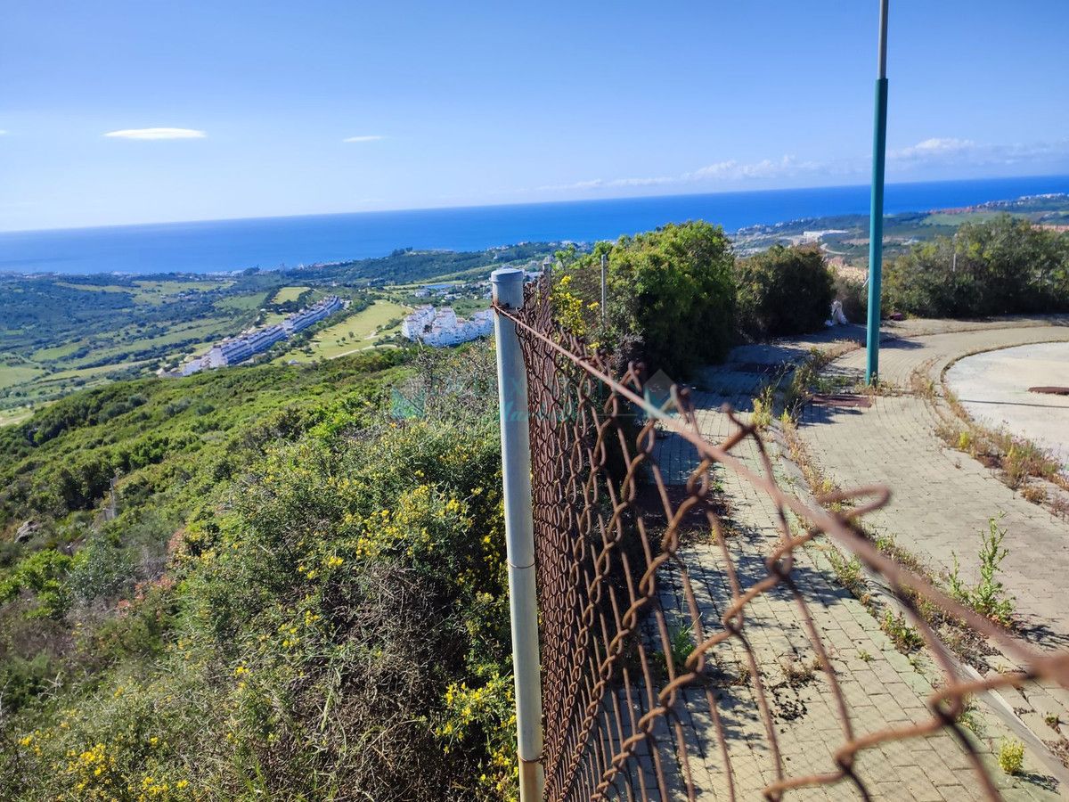 Plot for sale in Estepona