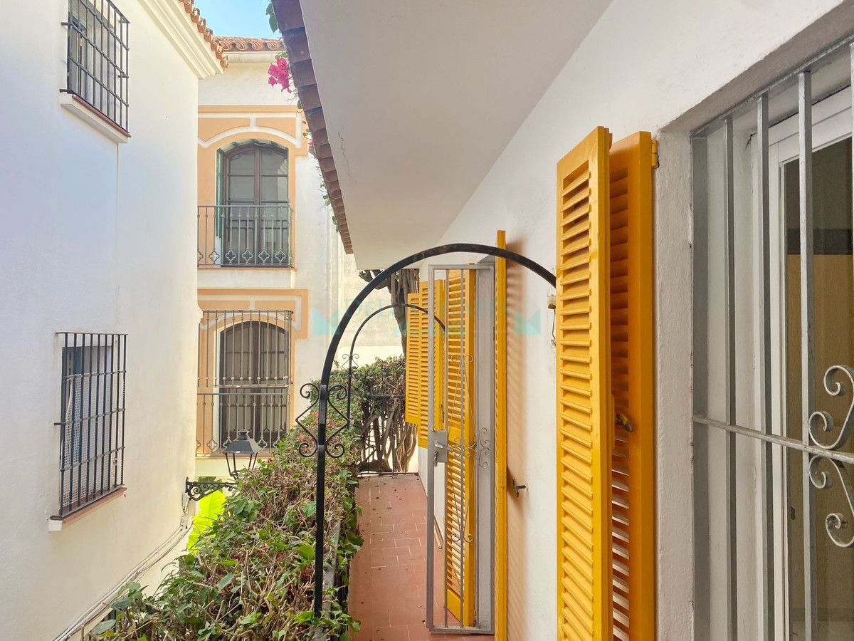 Town House for sale in Marbella