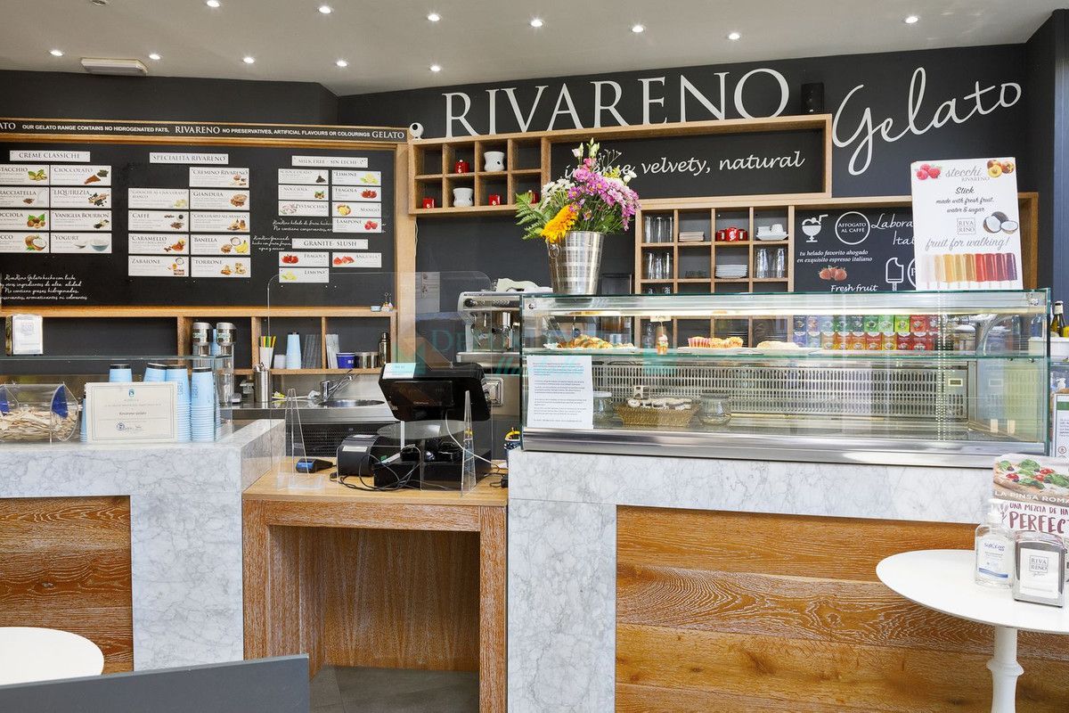 Bar for sale in Nueva Andalucia