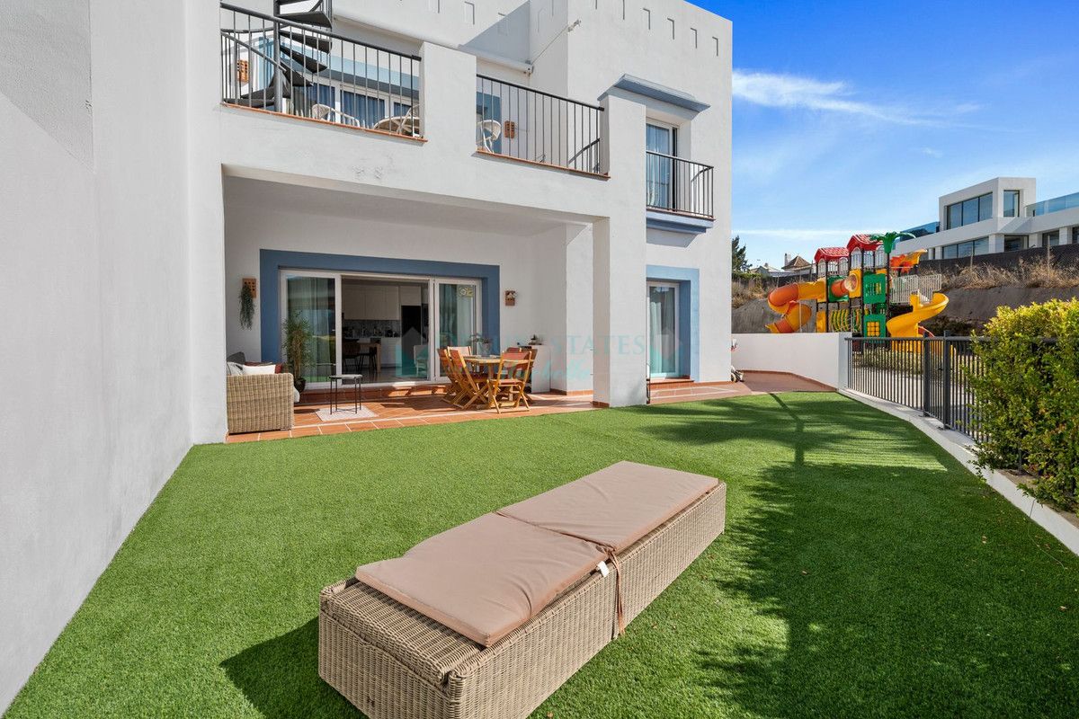 Ground Floor Apartment for sale in Benahavis