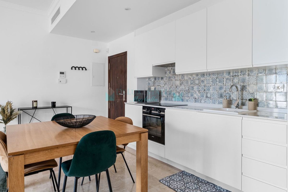 Ground Floor Apartment for sale in Benahavis