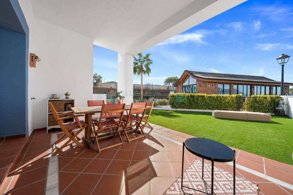 Ground Floor Apartment for sale in Benahavis