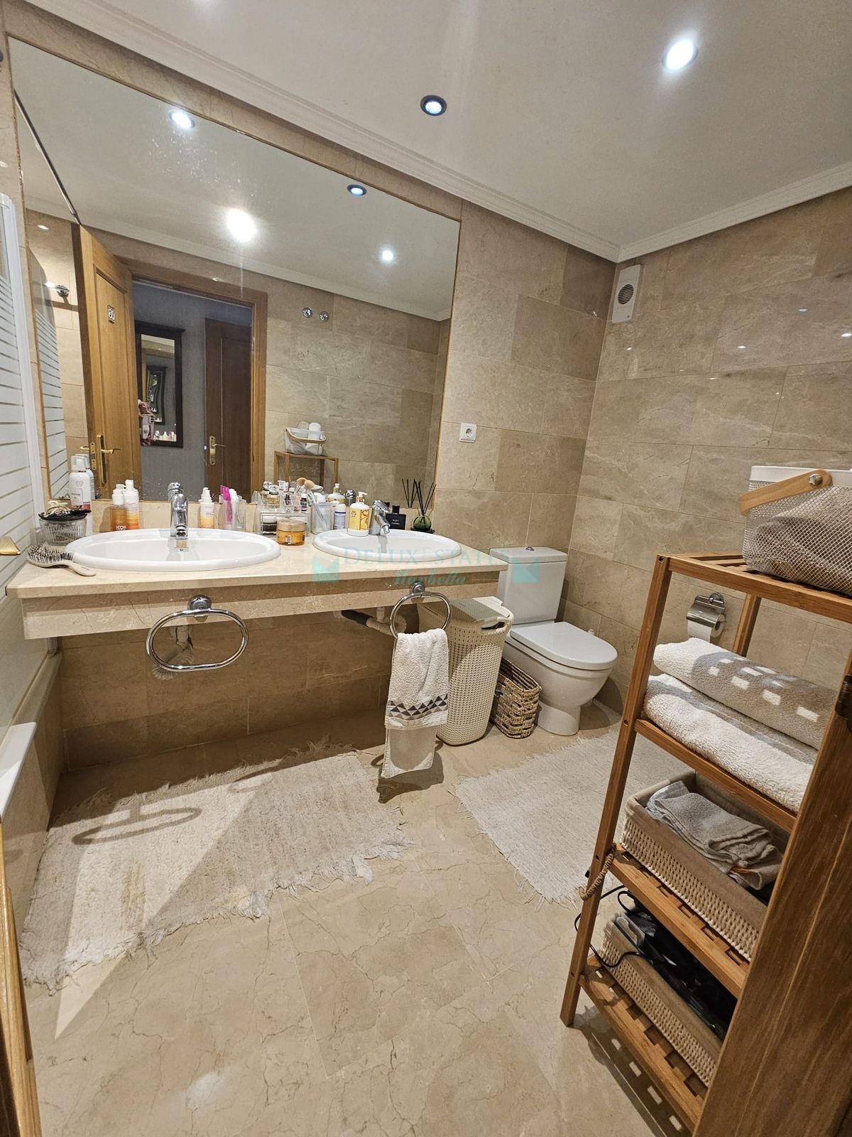 Ground Floor Apartment for sale in Las Chapas, Marbella East