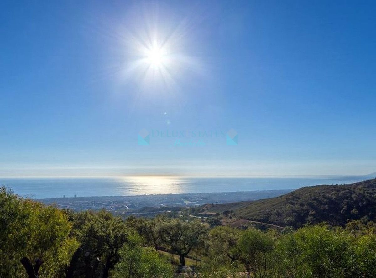 Residential Plot for sale in La Mairena, Marbella East