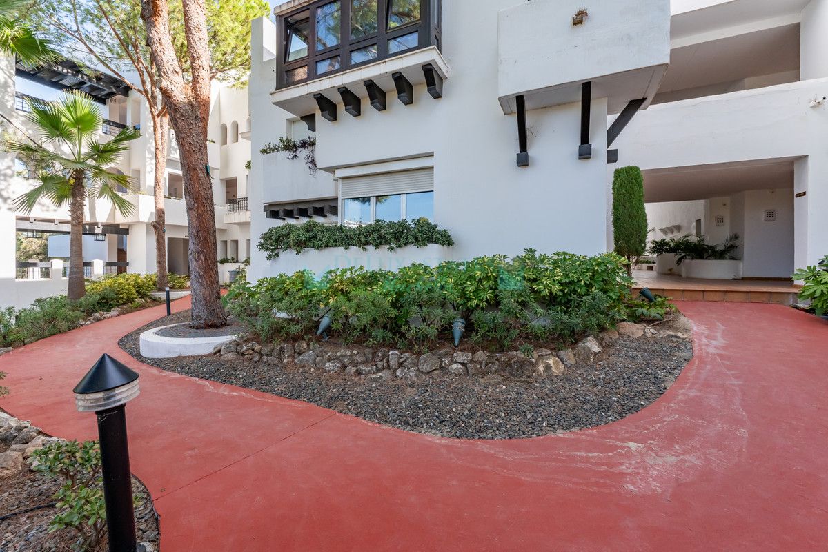 Apartamento en venta en Rio Real, Marbella Este