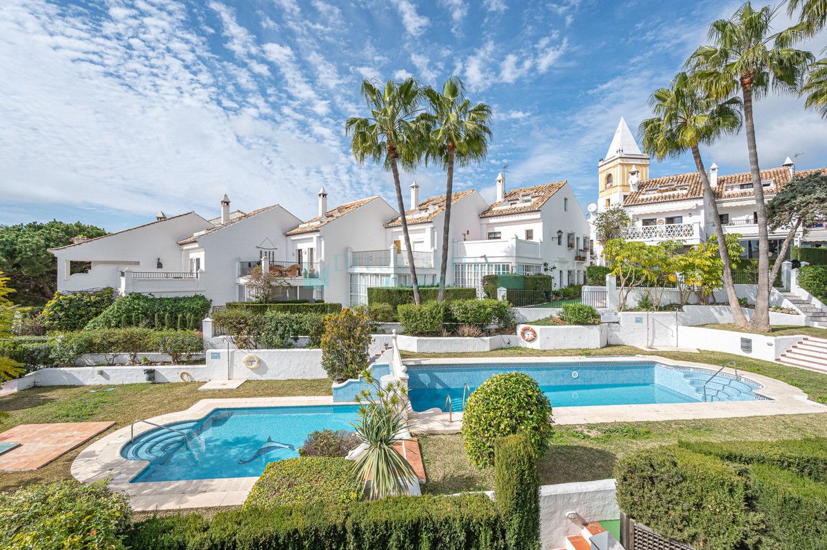 Town House for sale in Marbella Golden Mile