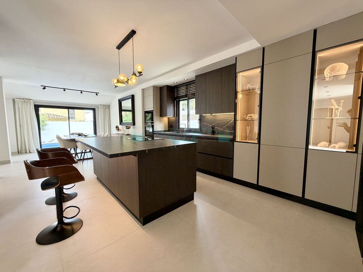 Villa for rent in Marbella - Puerto Banus