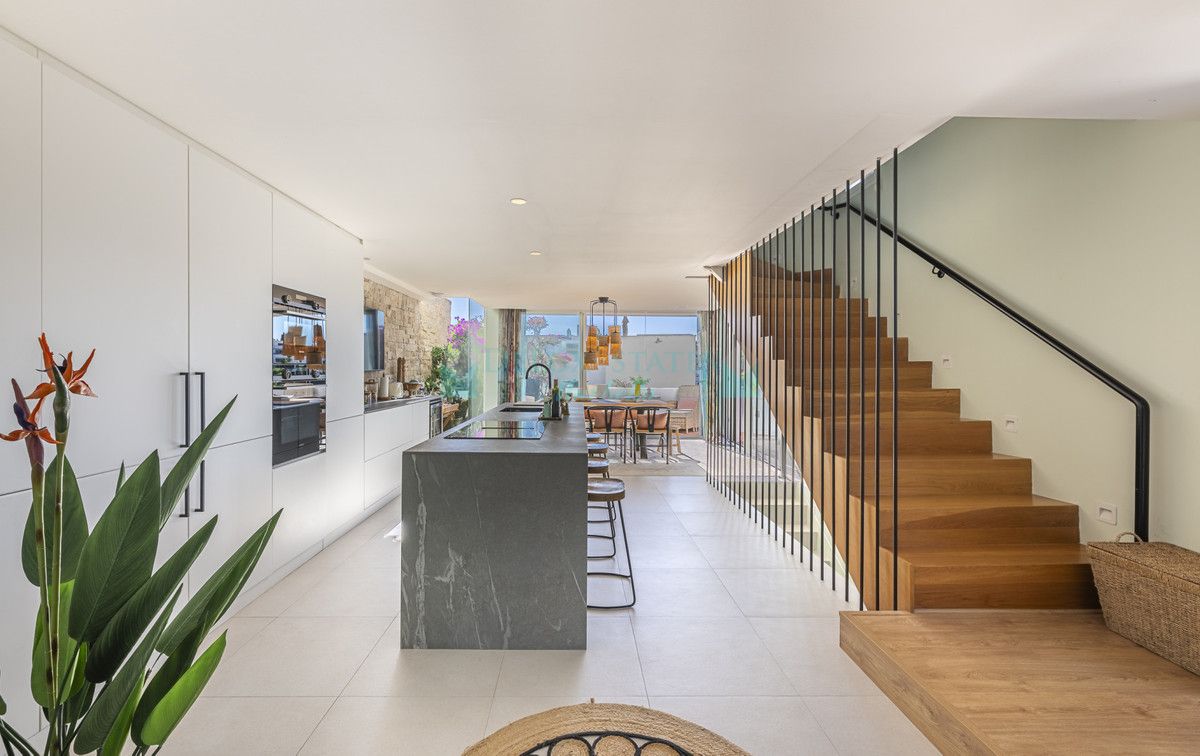 Town House for sale in Marbella Golden Mile