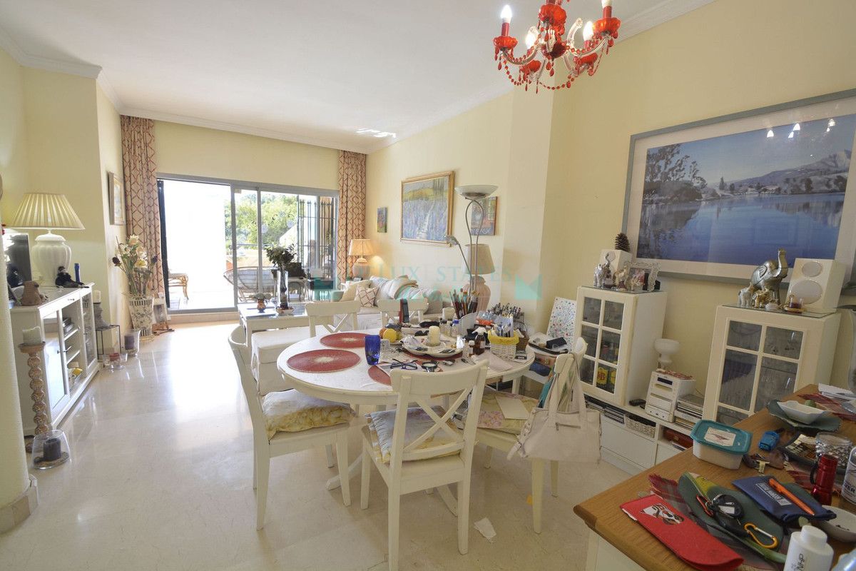Apartamento Planta Baja en venta en Elviria, Marbella Este