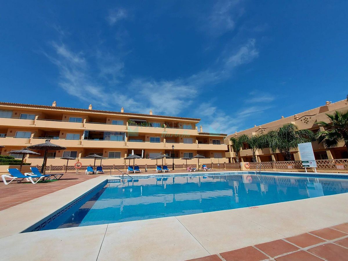 Apartamento Planta Baja en venta en Elviria, Marbella Este