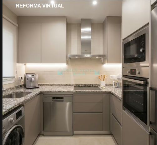 Apartamento Planta Baja en venta en Elviria, Marbella Este