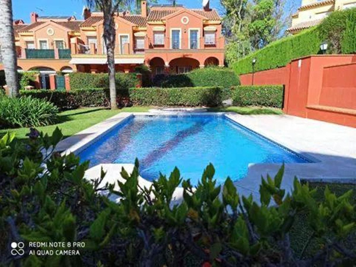 Semi Detached Villa for rent in Guadalmina Alta, San Pedro de Alcantara