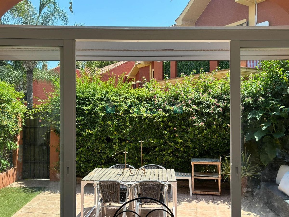 Semi Detached Villa for rent in Guadalmina Alta, San Pedro de Alcantara
