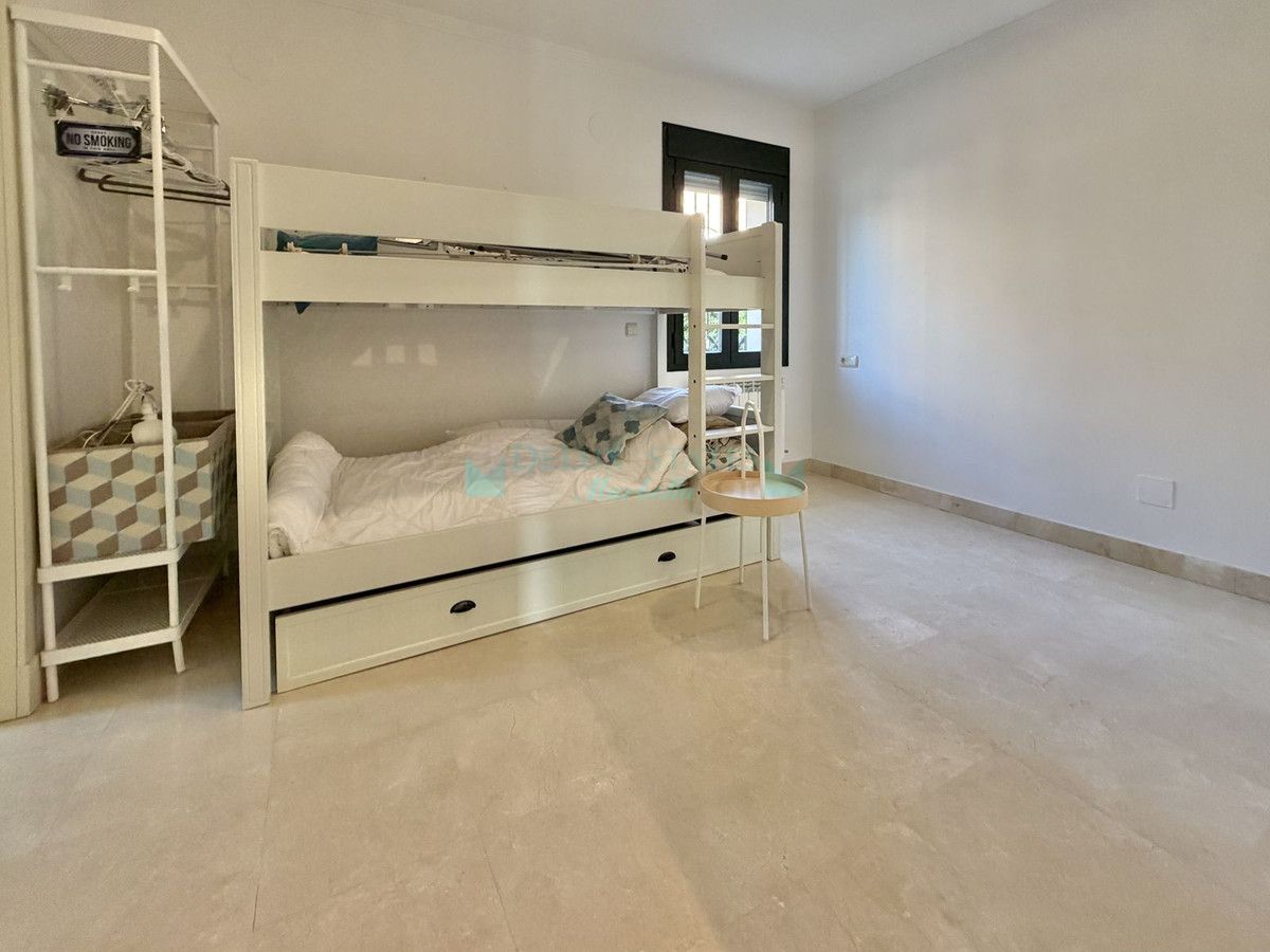Apartment for rent in Aloha, Nueva Andalucia