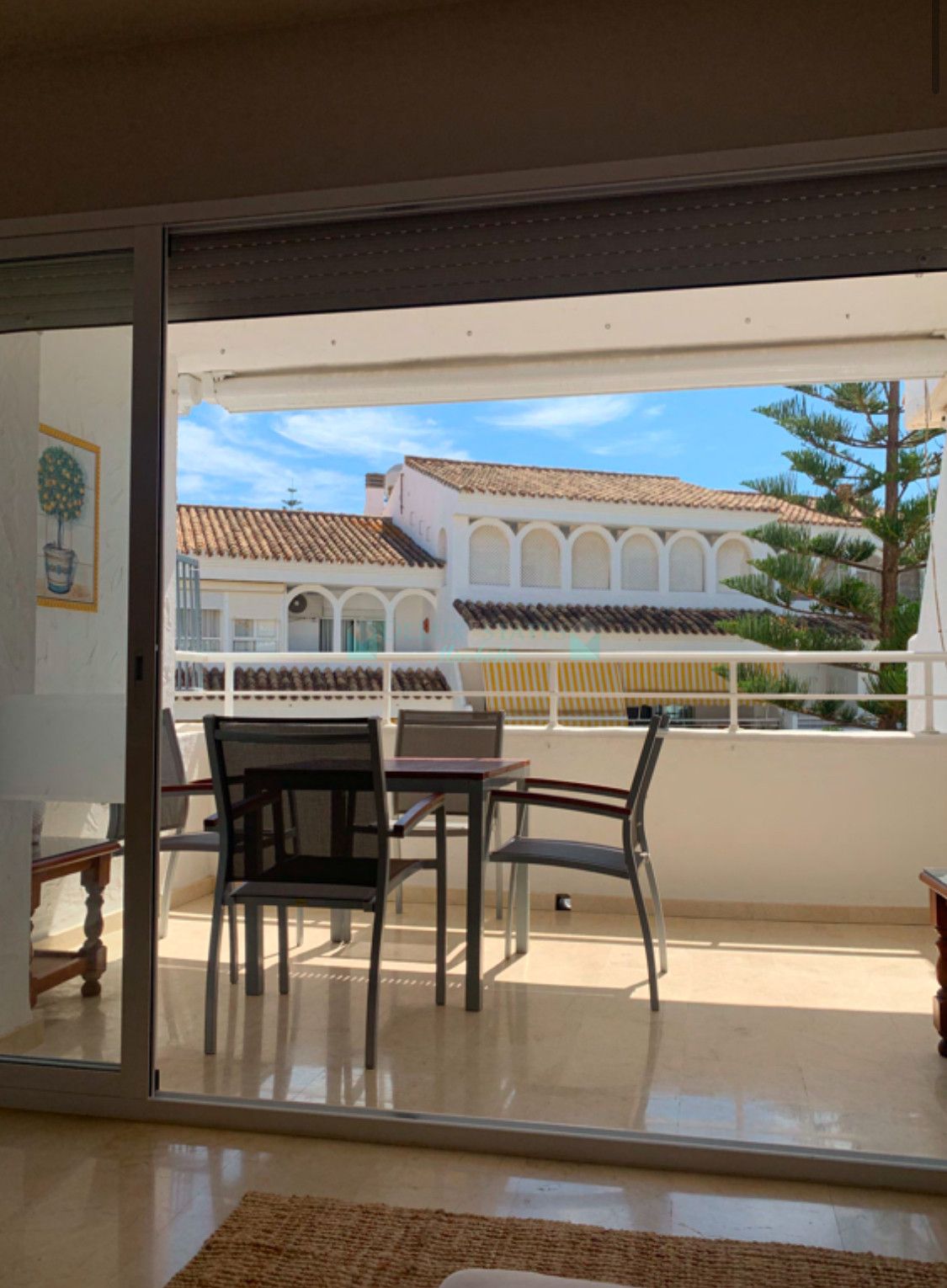 Apartment for sale in Marbesa, Marbella East
