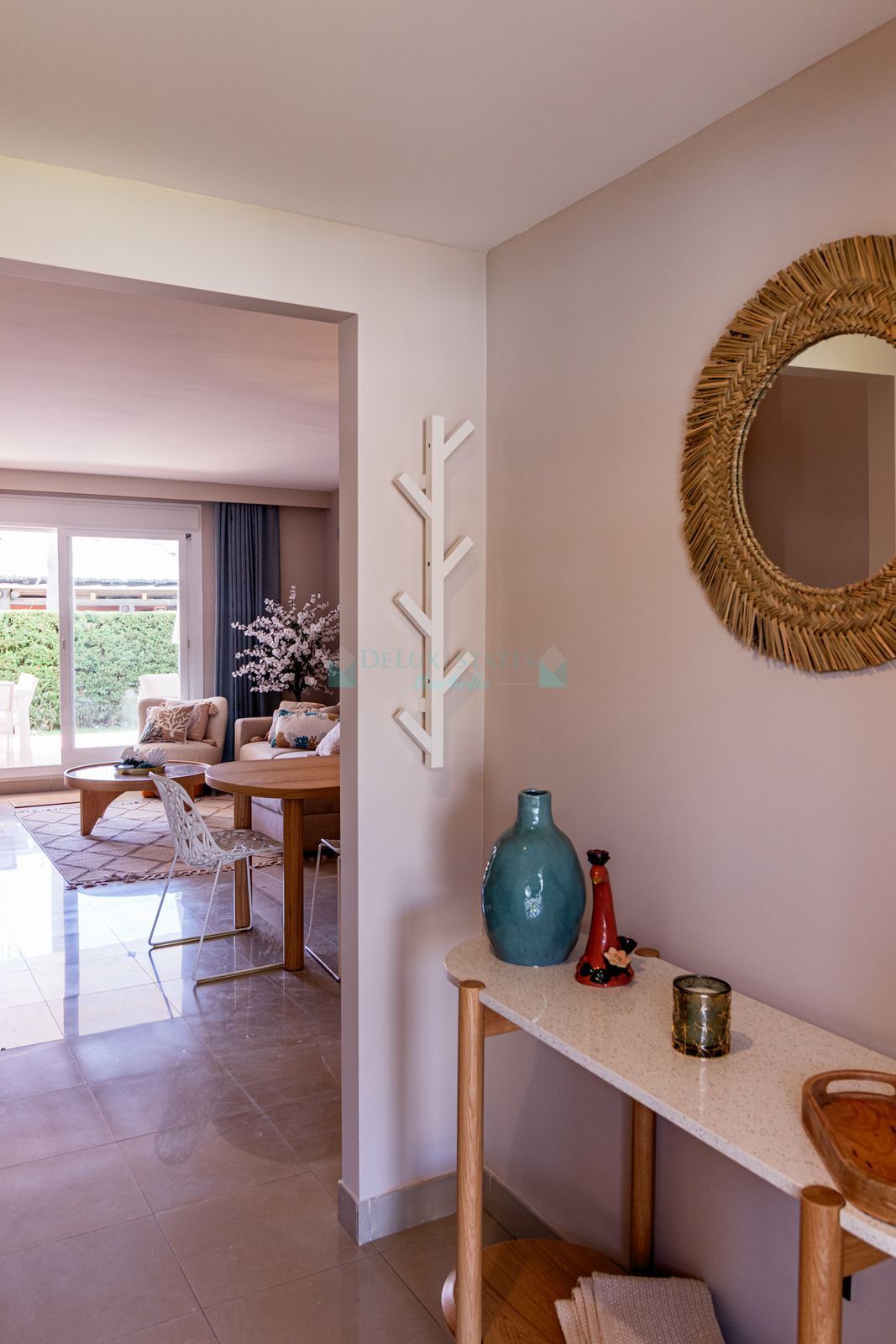 Ground Floor Apartment for sale in El Paraiso, Estepona