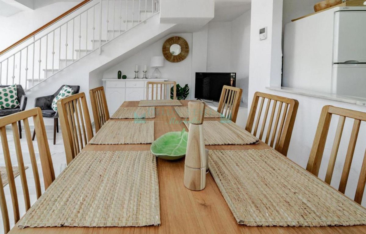 Town House for rent in El Rosario, Marbella East