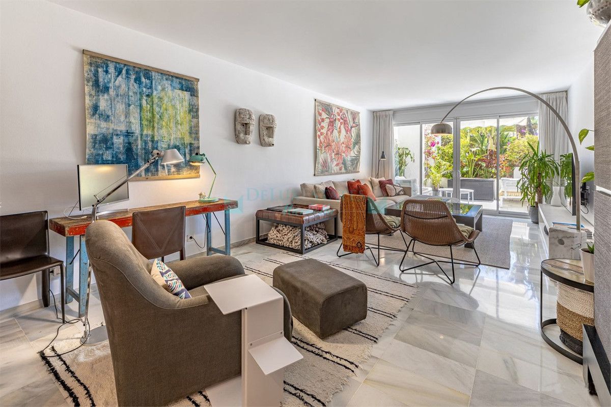 Ground Floor Apartment for sale in Estepona