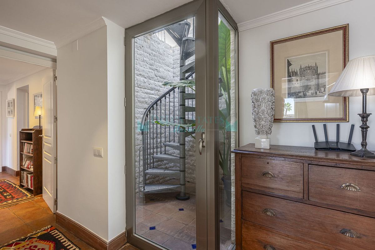 Villa for sale in Marbella