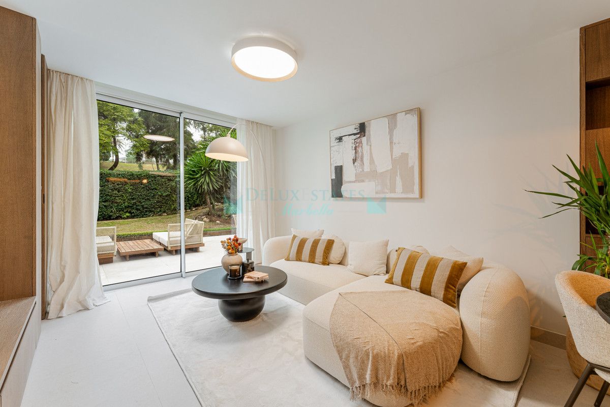 Apartment for sale in Benahavis