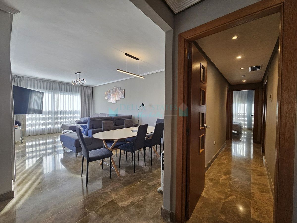 Penthouse for sale in Selwo, Estepona