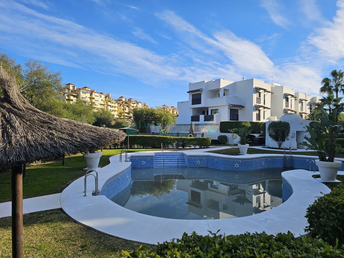 Penthouse for sale in Selwo, Estepona