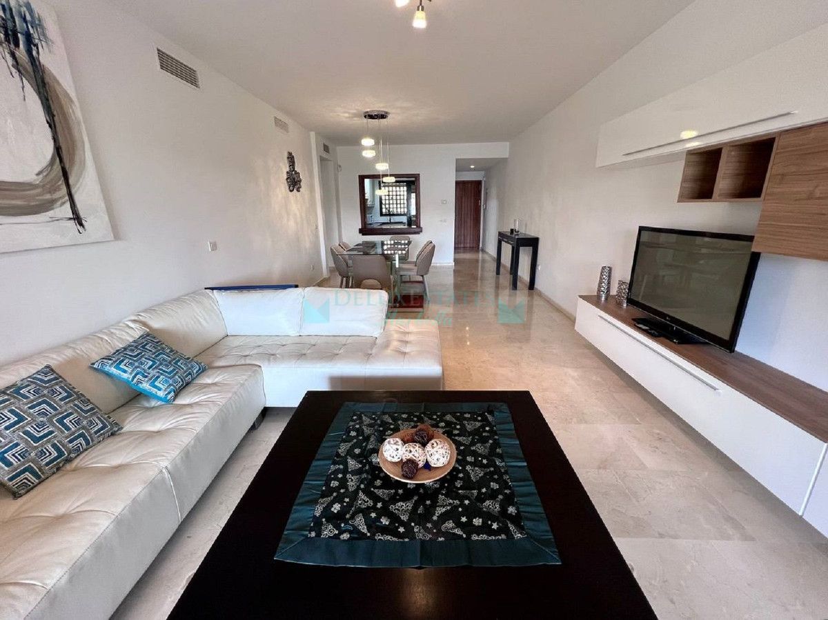 Apartment for rent in El Paraiso, Estepona