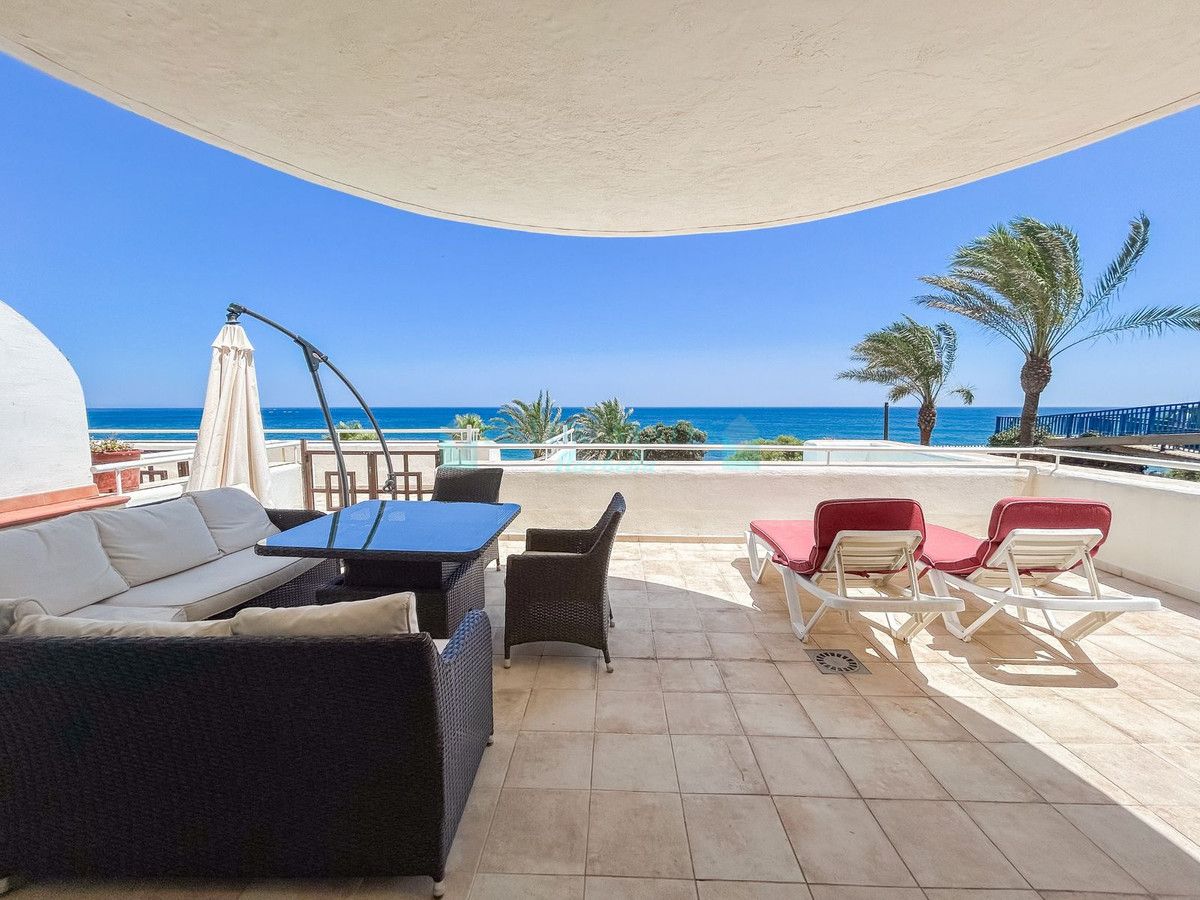 Apartment for sale in Estepona