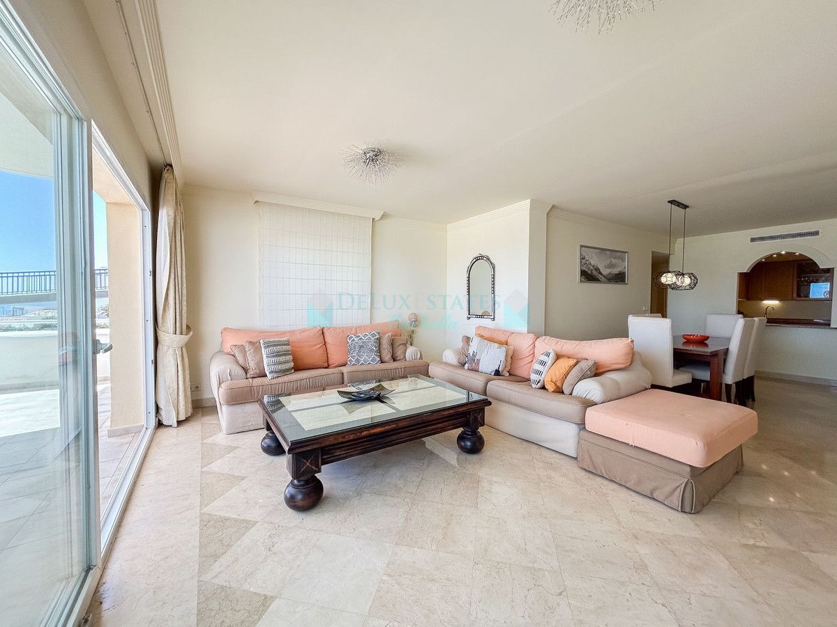 Apartment for sale in Estepona