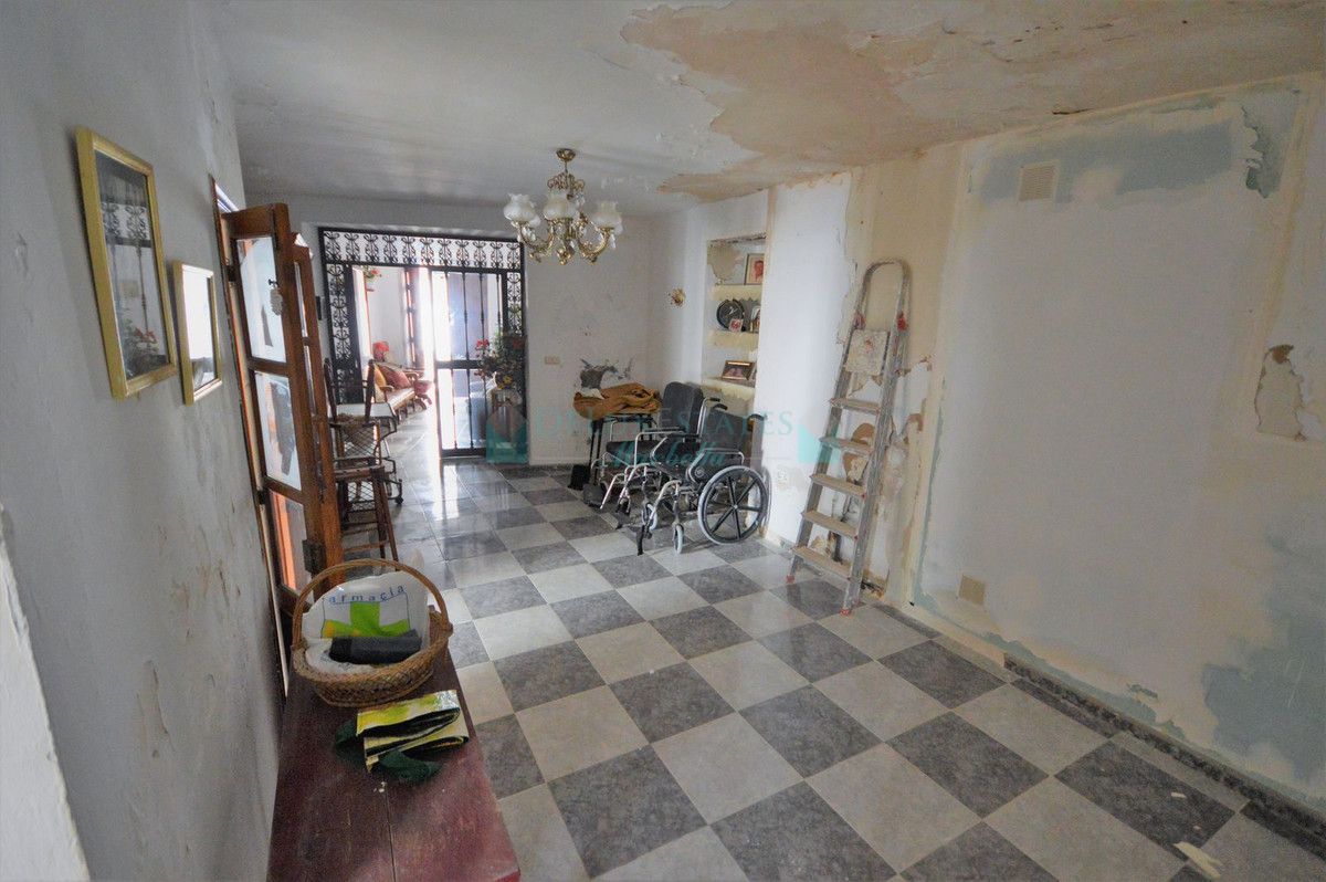 Villa for sale in Marbella