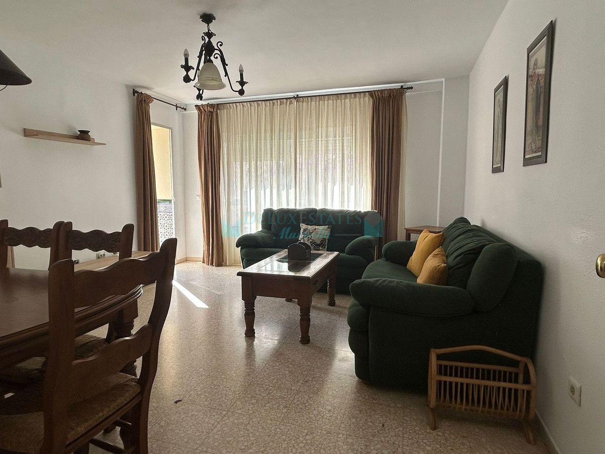 Apartment for sale in Estepona