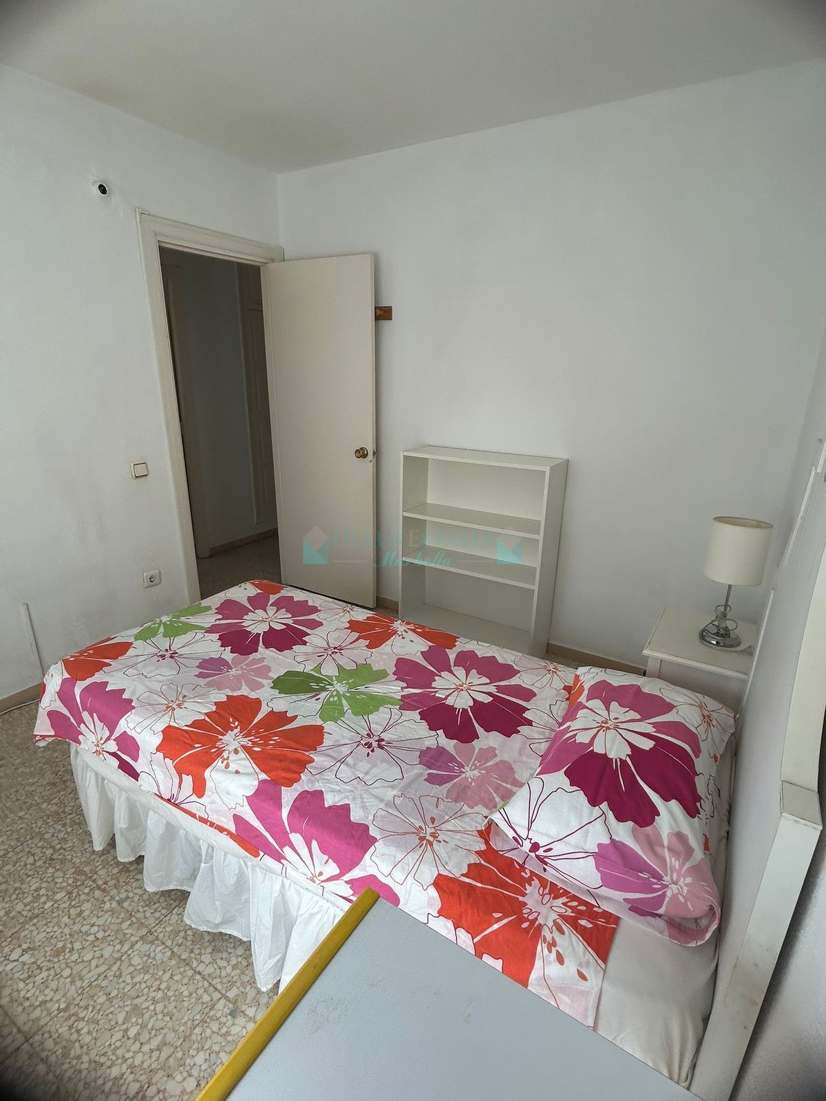 Apartment for sale in Estepona