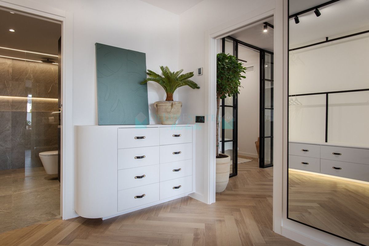 Apartment for sale in Nueva Andalucia