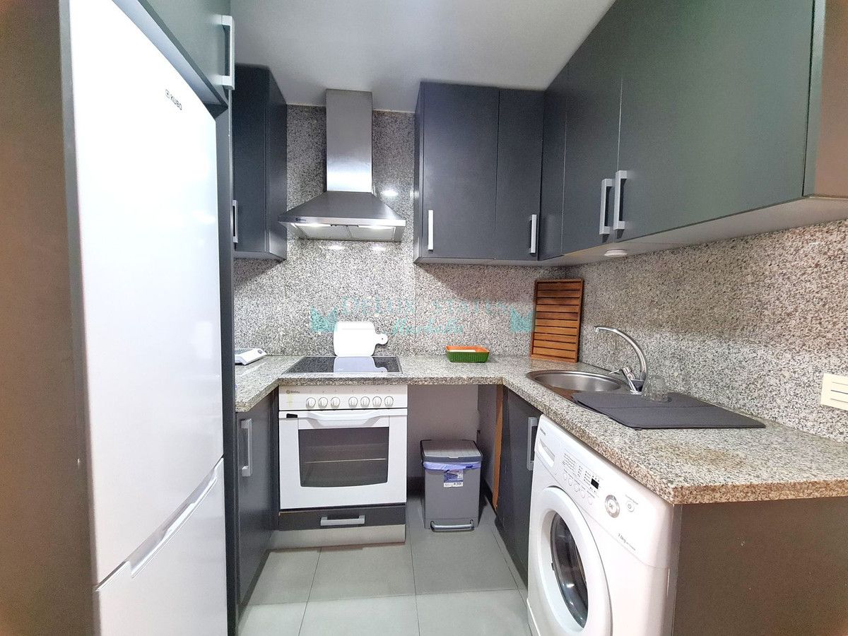 Apartment for sale in Estepona