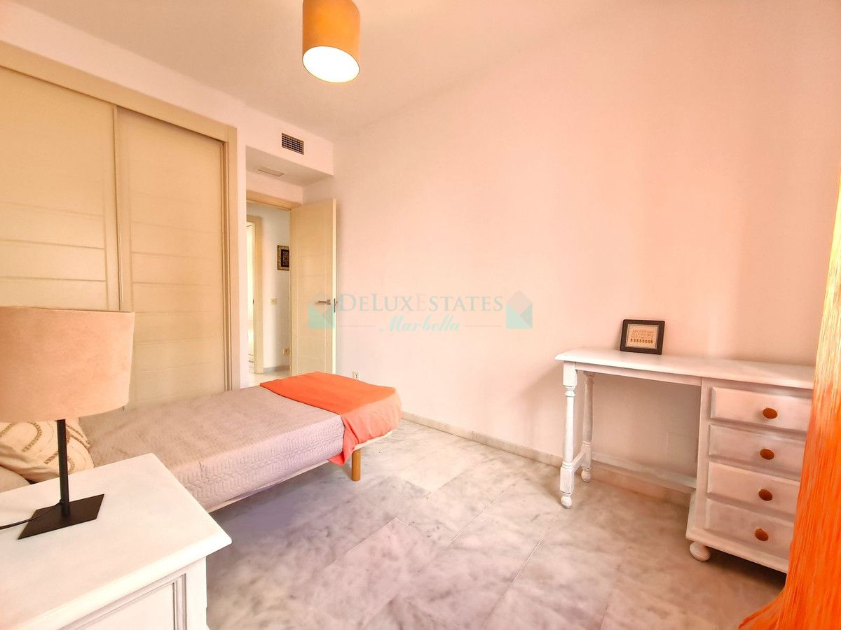 Apartment for sale in Estepona