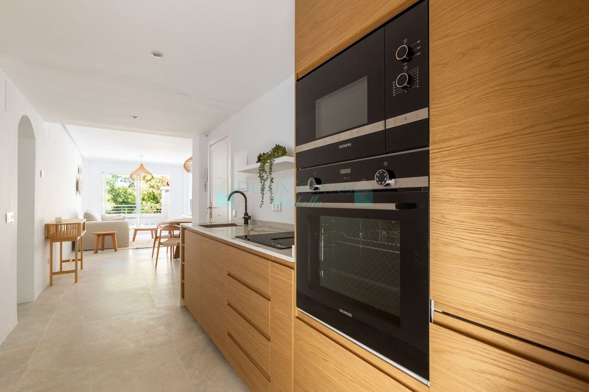 Penthouse for sale in Benahavis