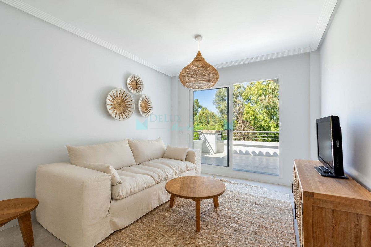 Penthouse for sale in Benahavis