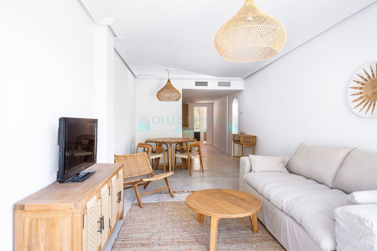 Penthouse for sale in Benahavis