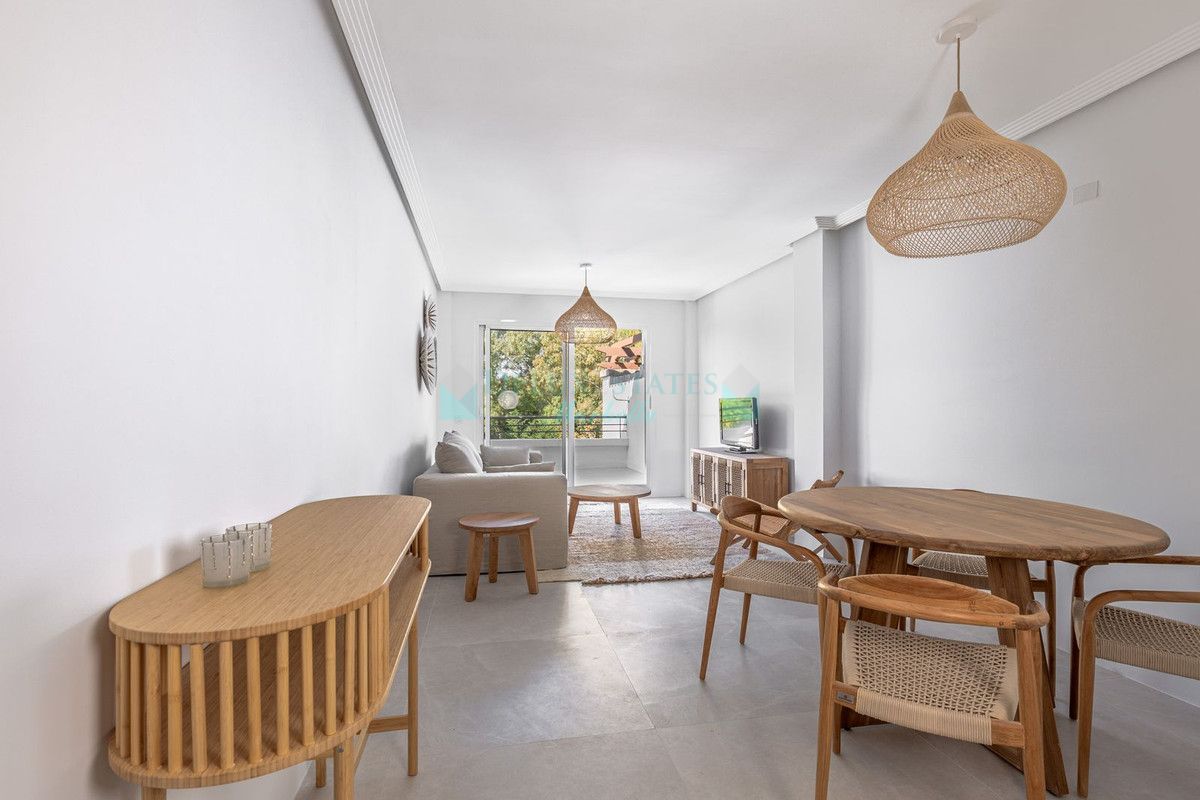 Penthouse for sale in Benahavis