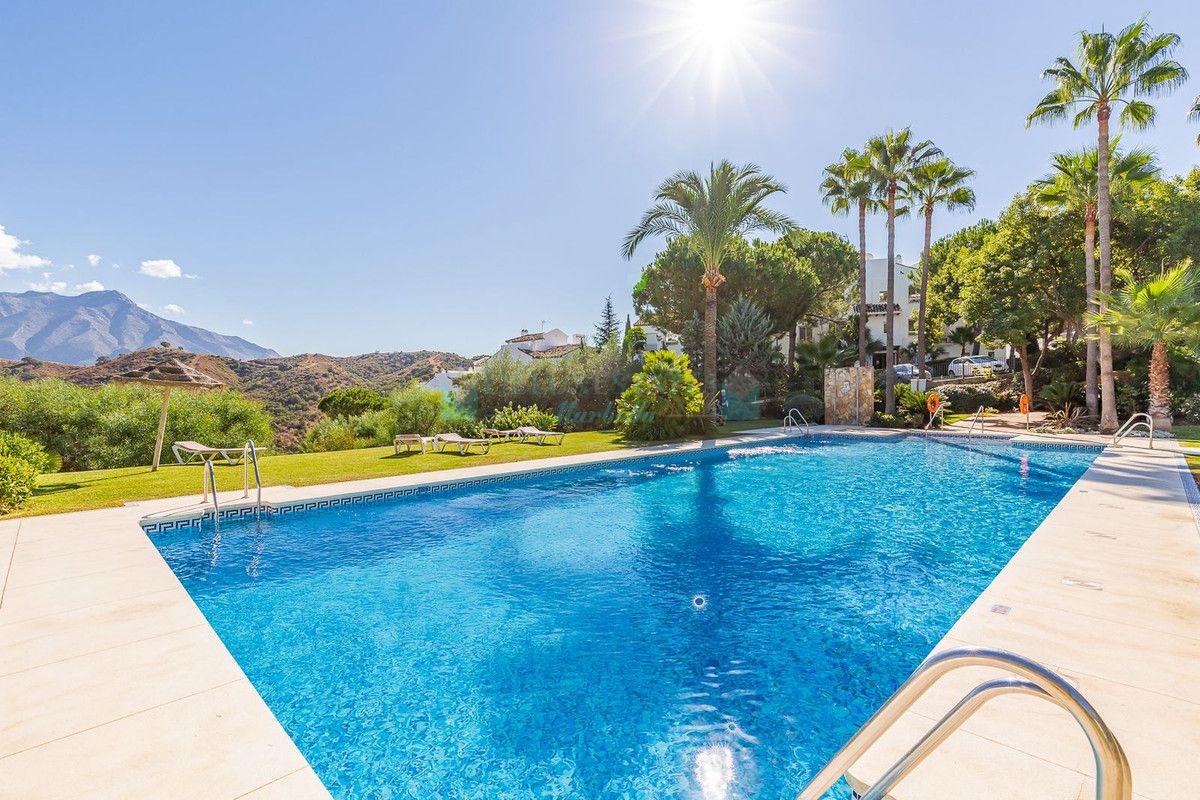 Ground Floor Apartment for sale in La Quinta, Benahavis