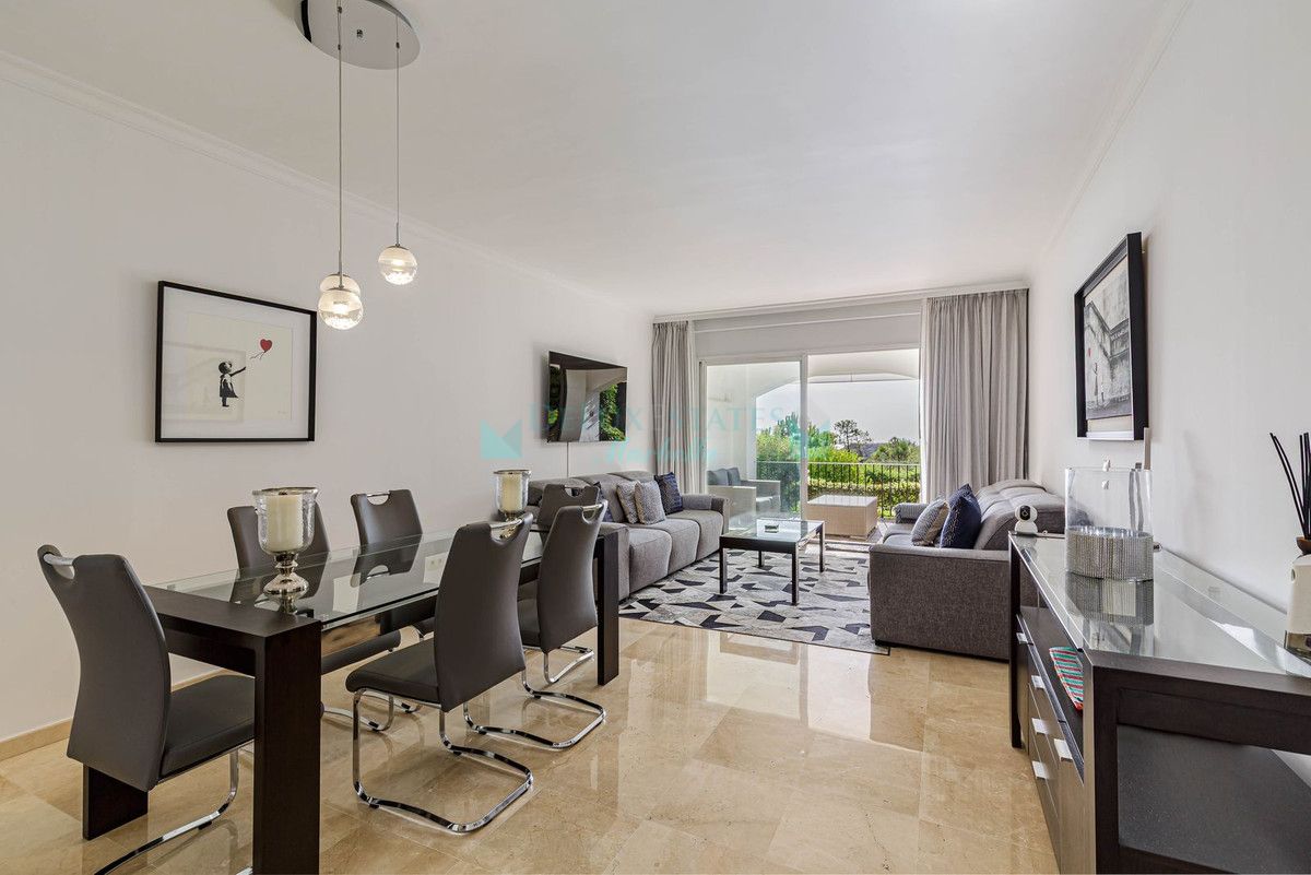 Ground Floor Apartment for sale in La Quinta, Benahavis