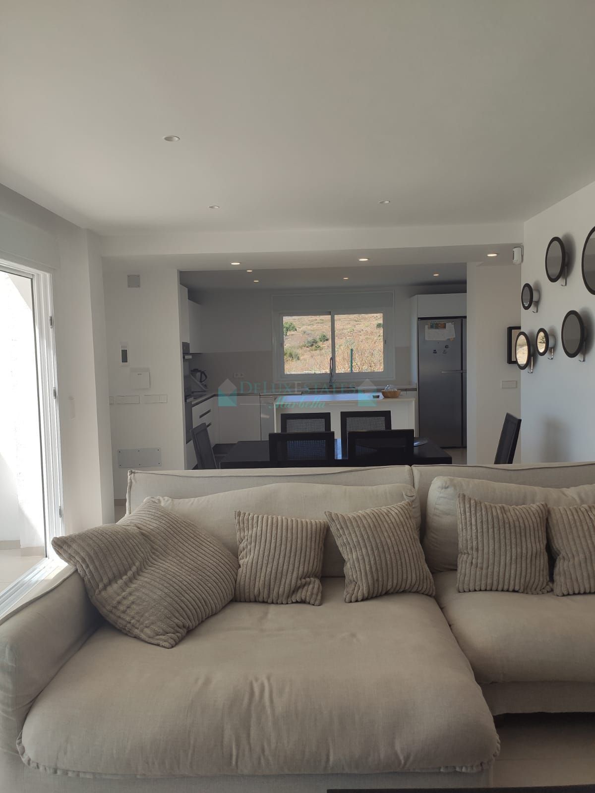 Villa for sale in Estepona