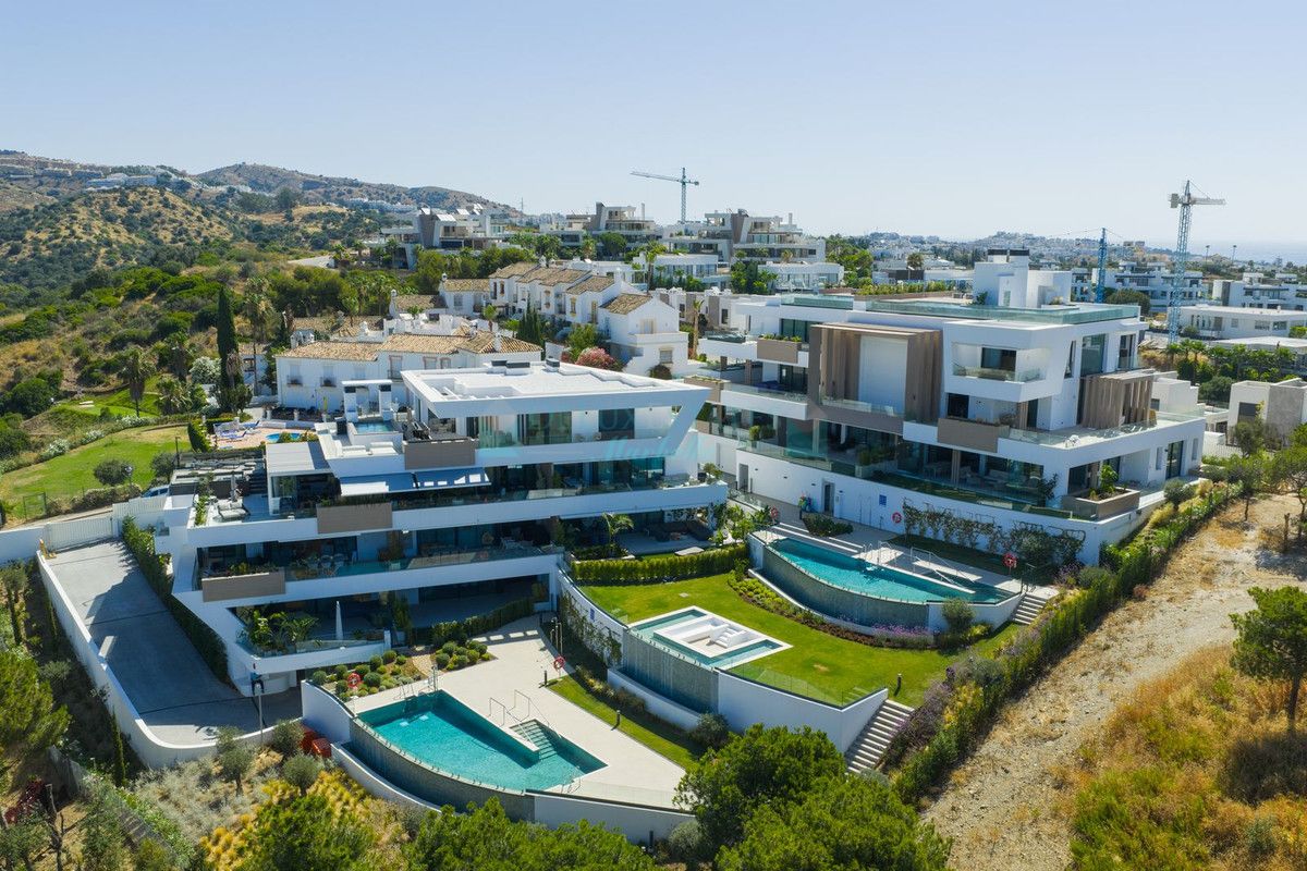 Apartment for sale in Cabopino, Marbella East