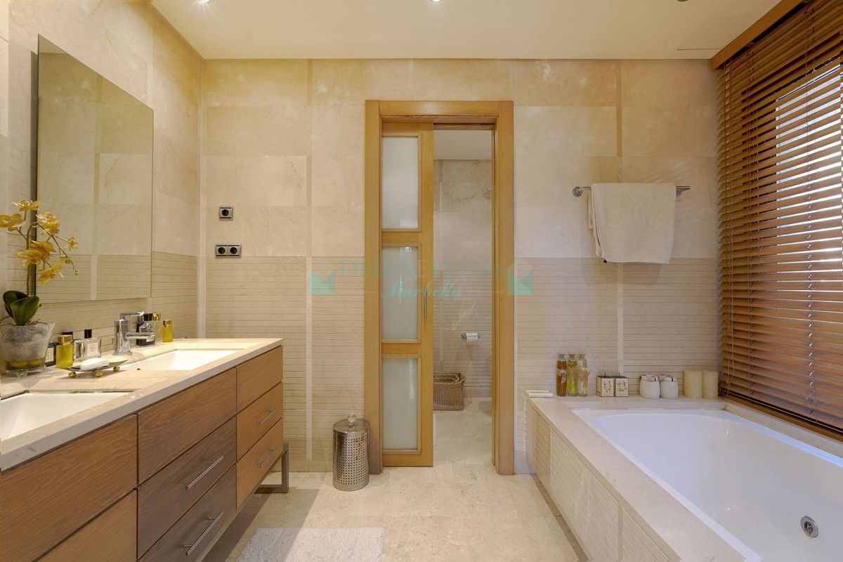 Ground Floor Apartment for sale in Marbella