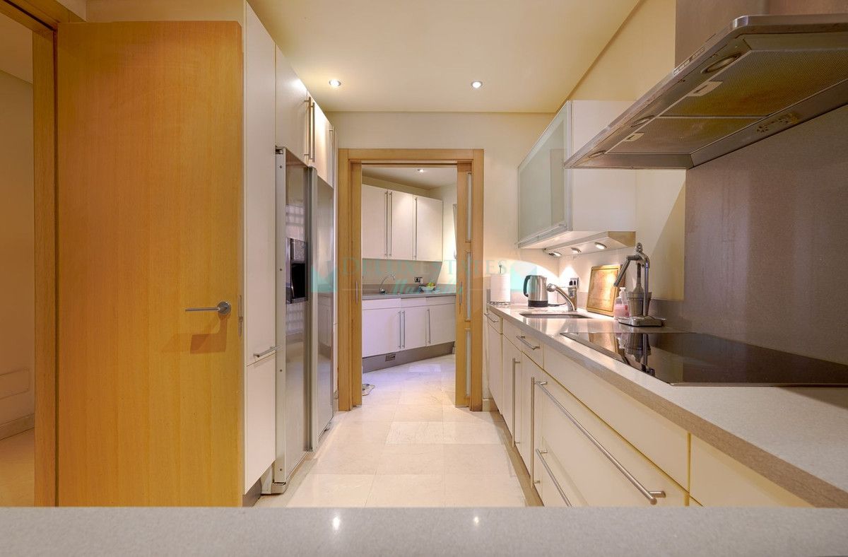 Ground Floor Apartment for sale in Marbella