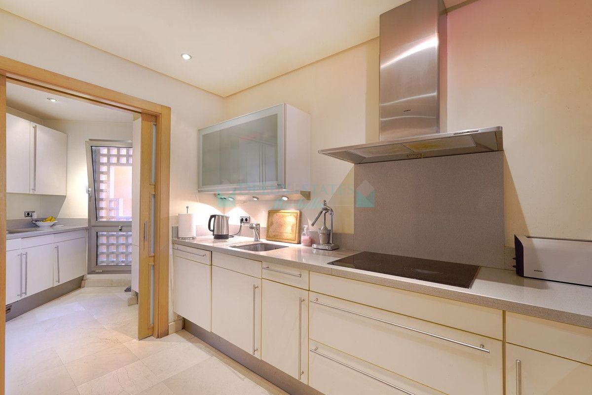 Ground Floor Apartment for sale in Marbella