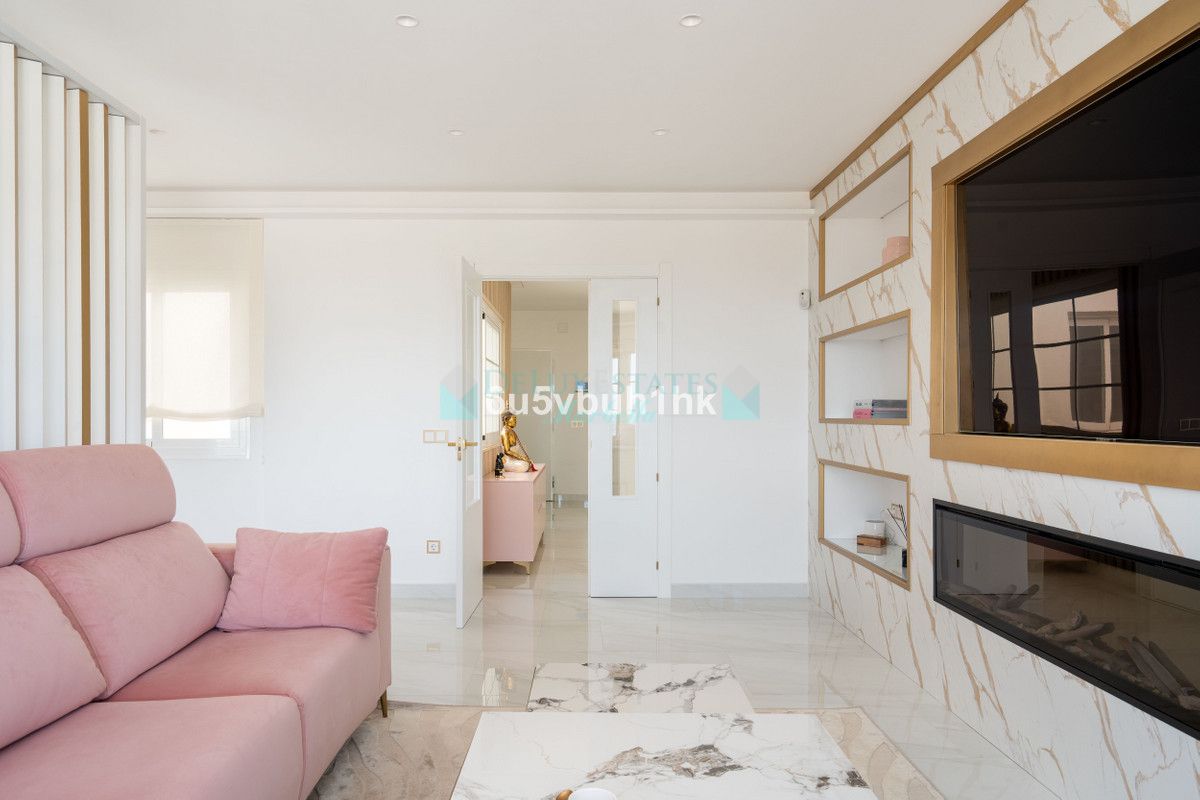 Town House for sale in La Mairena, Marbella East