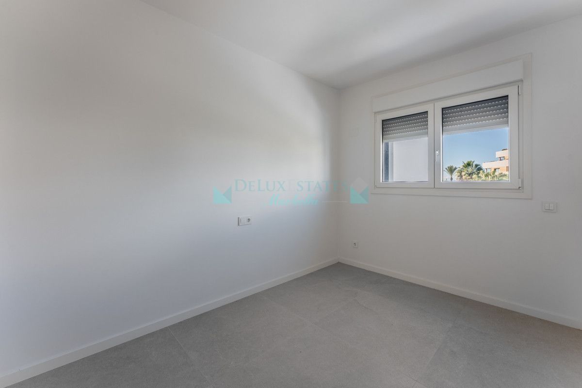 Penthouse for sale in Estepona